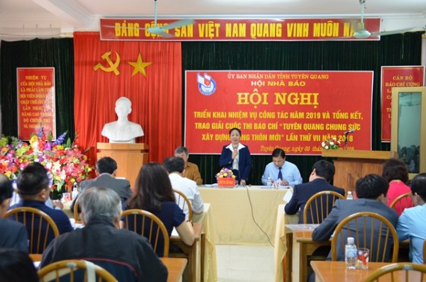 Trao giải  cuộc thi  báo chí “ Tuyên Quang chung sức xây dựng nông thôn mới” năm 2018