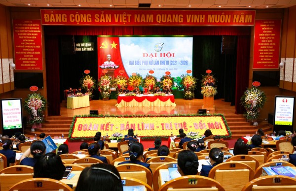 Quang canh Dai hoi