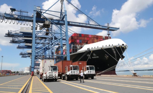 Có vị trí chiến lược, nhưng Việt Nam chưa có đội tàu container xứng tầm