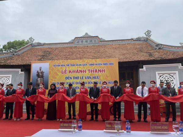 Kỷ niệm 700 năm ngày mất và khánh thành đền thờ nhà sử học Lê Văn Hưu