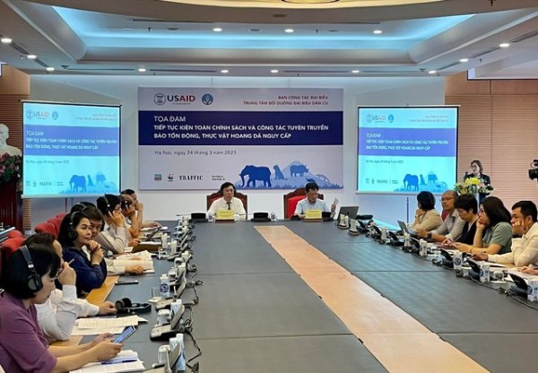 Tọa đàm về chiến lược kiện toàn chính sách và công tác tuyên truyền bảo tồn động, thực vật hoang dã, tổ chức ngày 24/3 - Ảnh: VGP/Hiền Minh