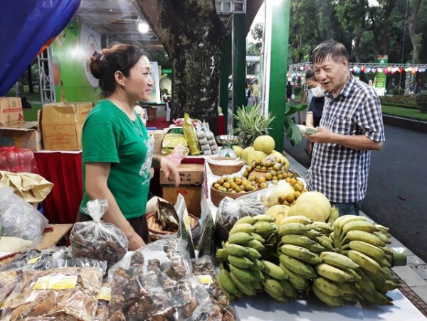 Đẩy mạnh quảng bá, xúc tiến thương mại các nhóm, ngành hàng nông sản. Ảnh: VGP/Diệu Anh