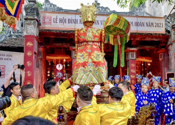 Hà Nội: Tái hiện Lễ rước truyền thống đình Kim Ngân