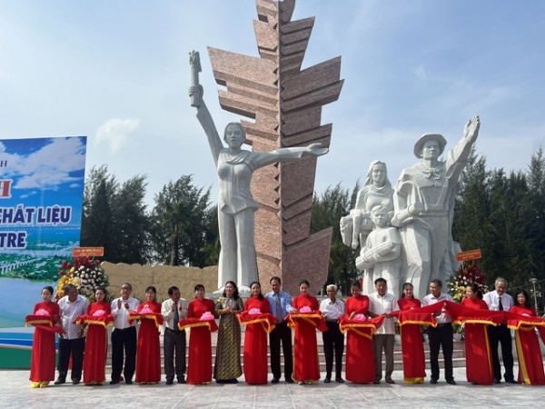 Bến Tre: Khánh thành công trình nâng cấp tượng đài Đồng Khởi