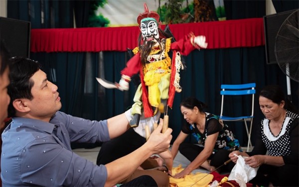 Nghệ nhân ưu tú Phạm Công Bằng: Người giữ lửa cho phường rối Tế Tiêu