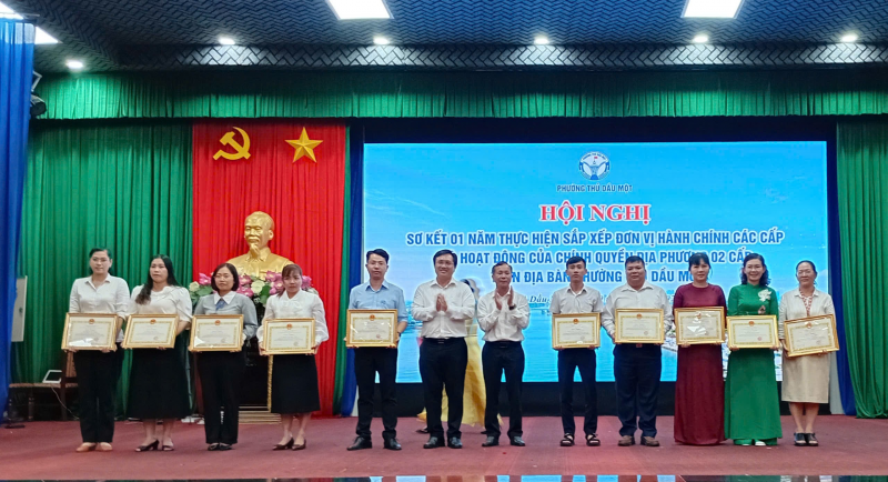 PHƯỜNG THỦ DẦU MỘT, TP. HỒ CHÍ MINH: XÂY DỰNG CHÍNH QUYỀN VÌ NHÂN DÂN PHỤC VỤ
