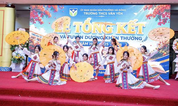 TRƯỜNG THCS VĂN YÊN TRƯỚC MÙA TUYỂN SINH: KHI ÁP LỰC TRỞ THÀNH ĐỘNG LỰC ĐỔI MỚI